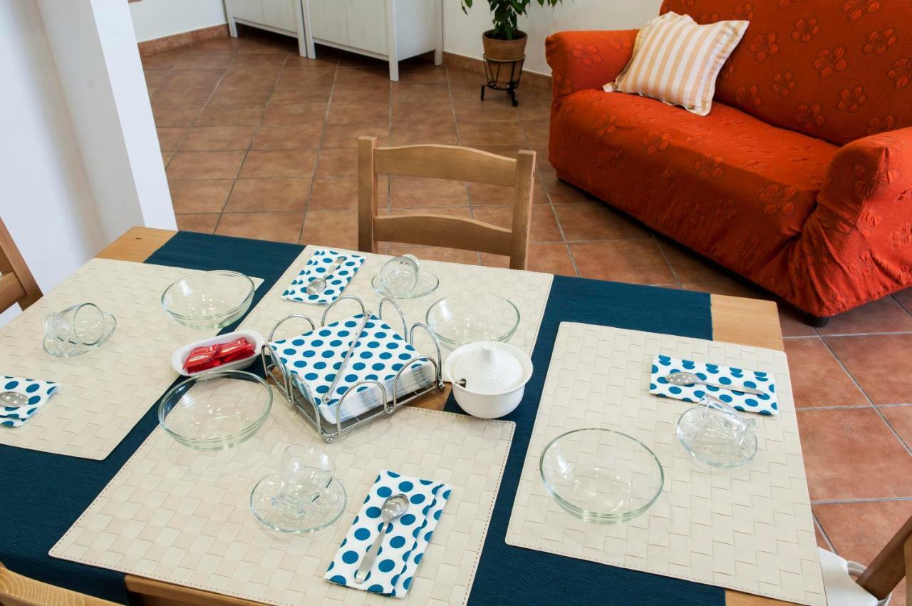 Bed and Breakfast Ninetta Solarino Esterno foto