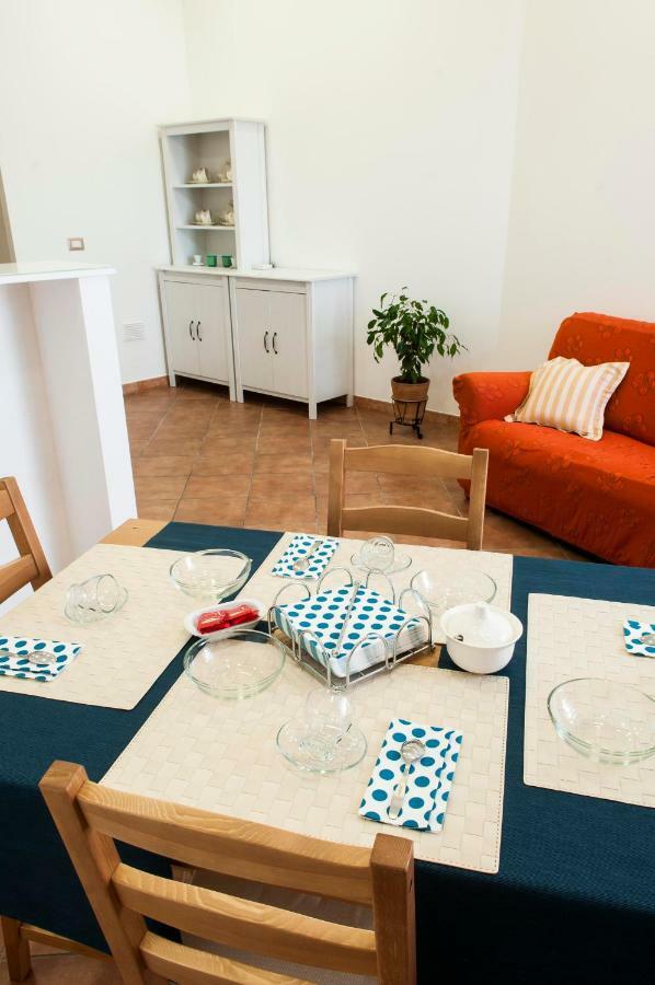 Bed and Breakfast Ninetta Solarino Esterno foto